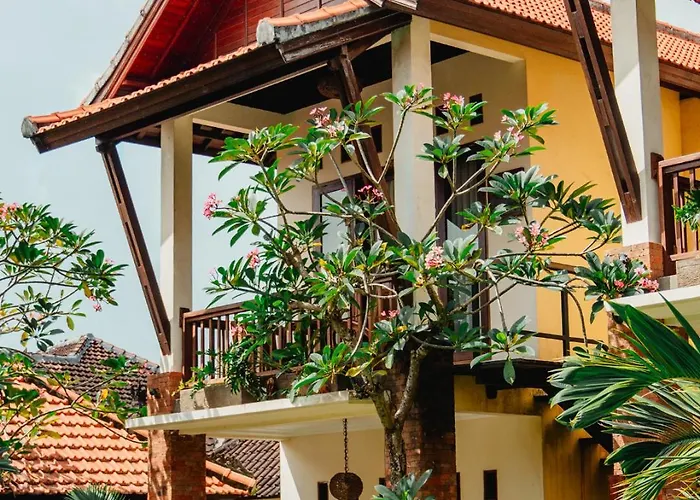 Mina Pelasa Hotel 3*